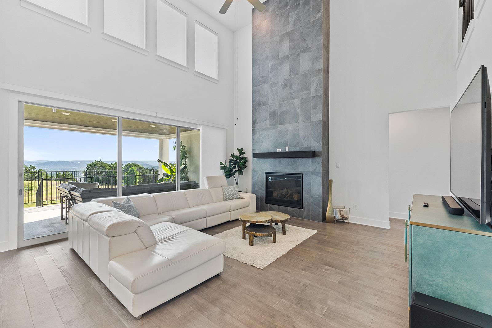 2717 Painted Sky Bnd Property Photo 11