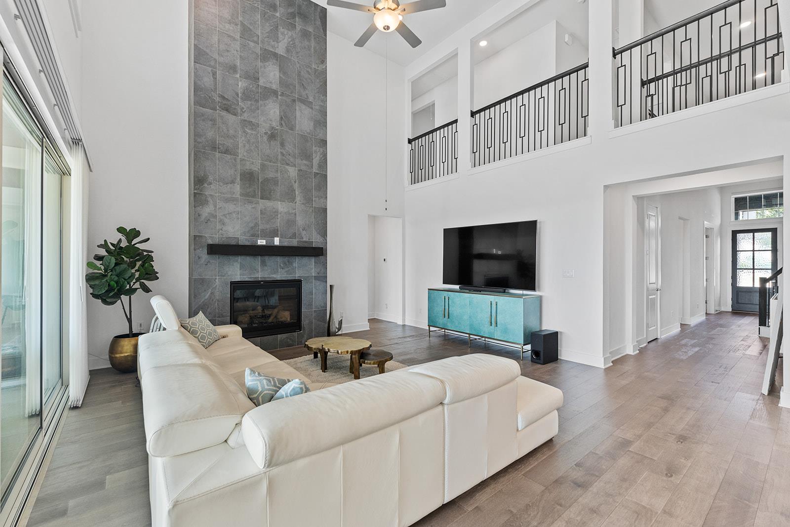 2717 Painted Sky Bnd Property Photo 12