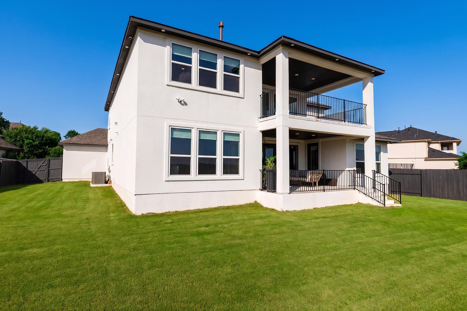2717 Painted Sky Bnd Property Photo 32