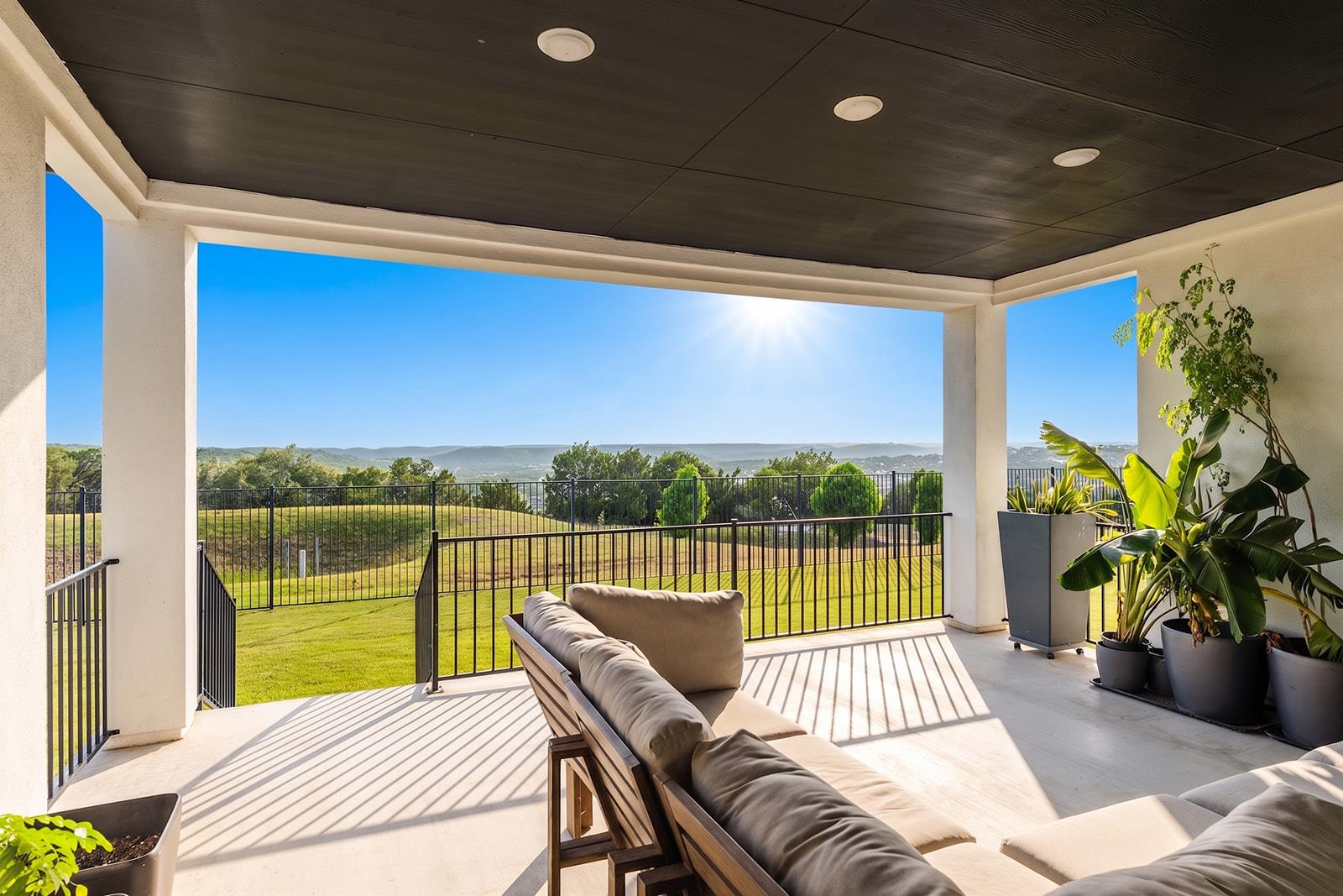 2717 Painted Sky Bnd Property Photo 34