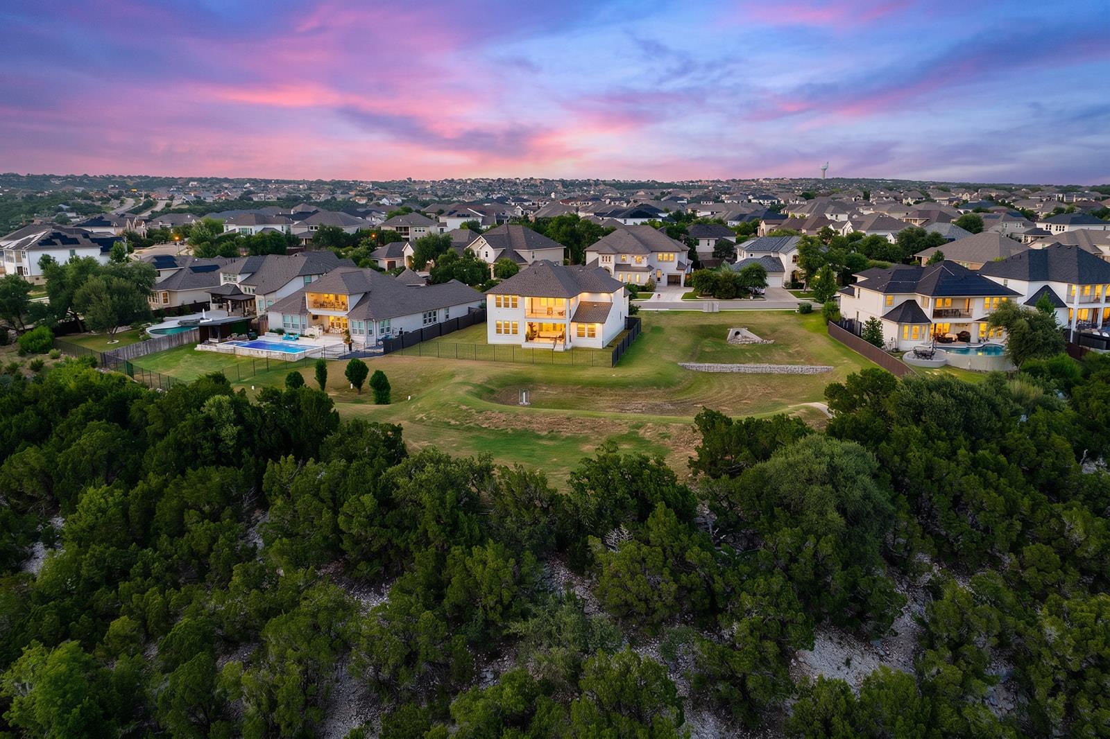 2717 Painted Sky Bnd Property Photo 35