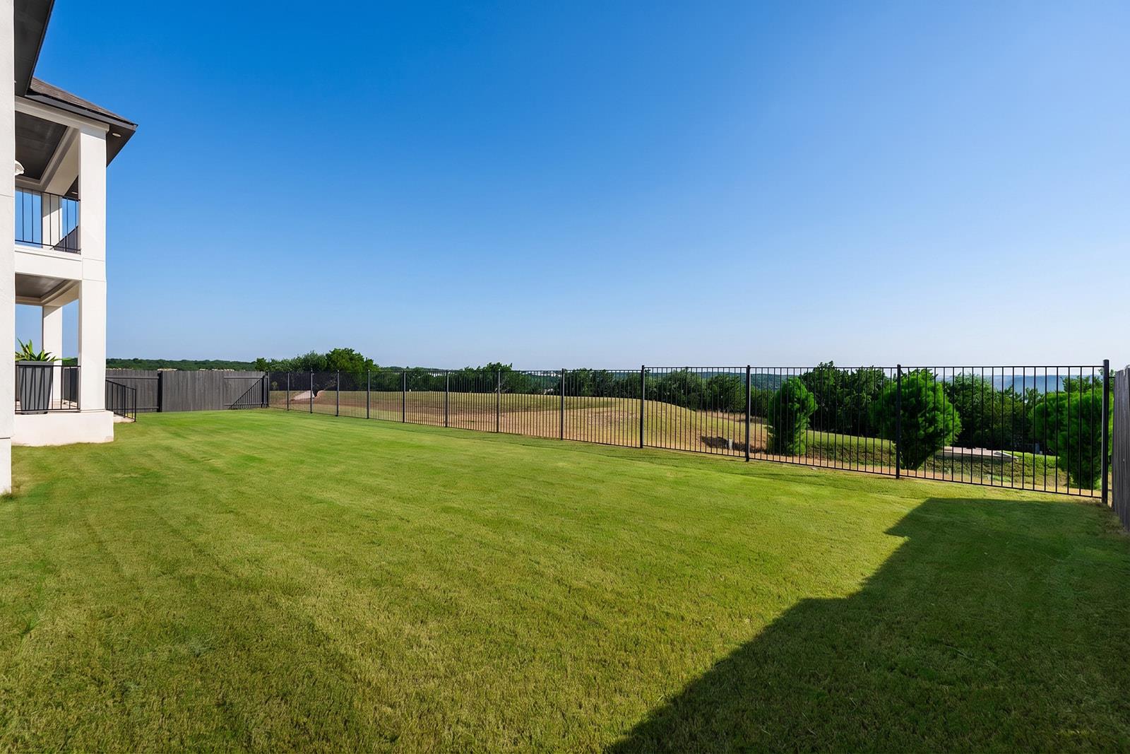 2717 Painted Sky Bnd Property Photo 37