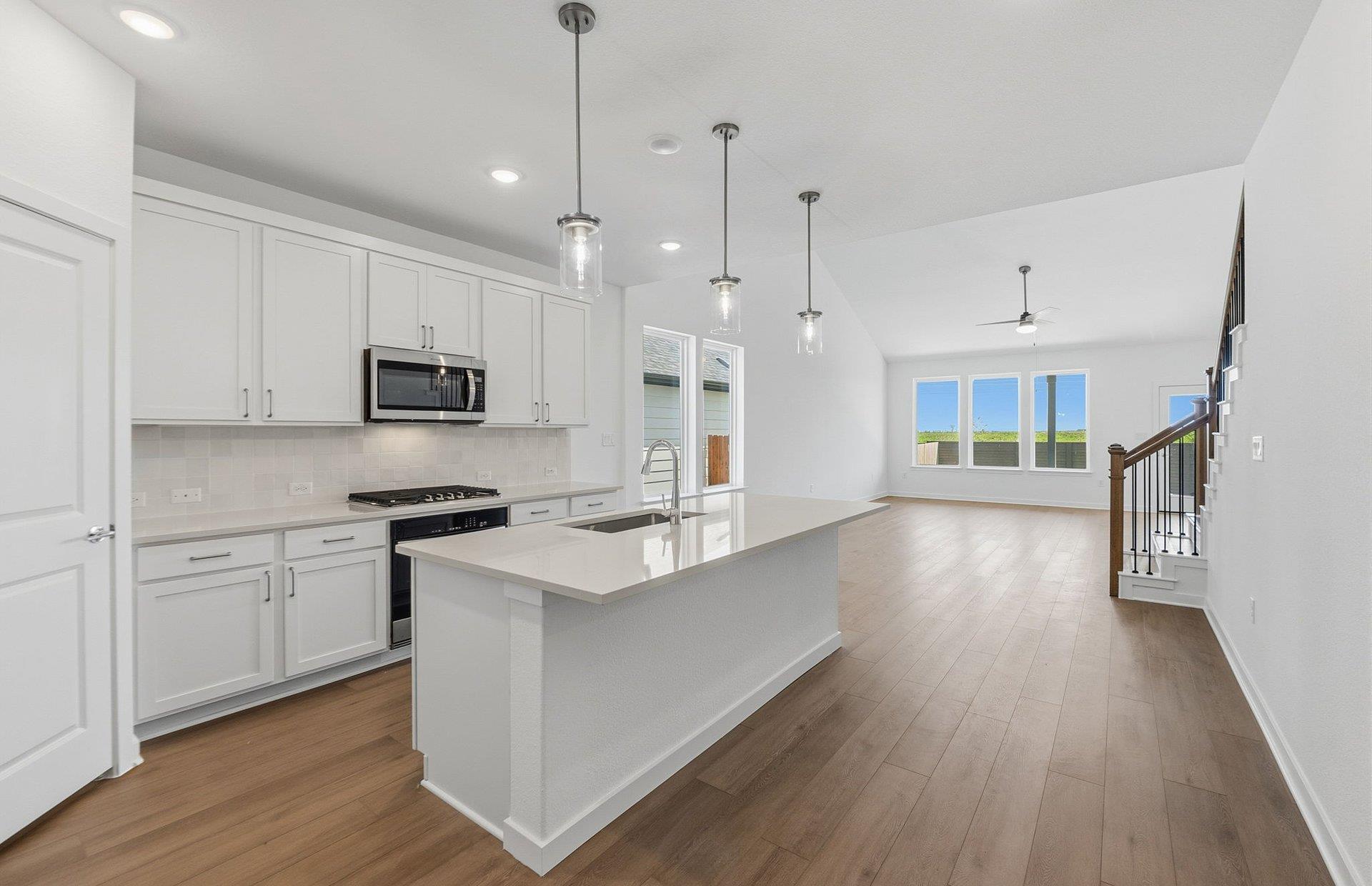 16107 Emma Edge Ln Property Photo 4
