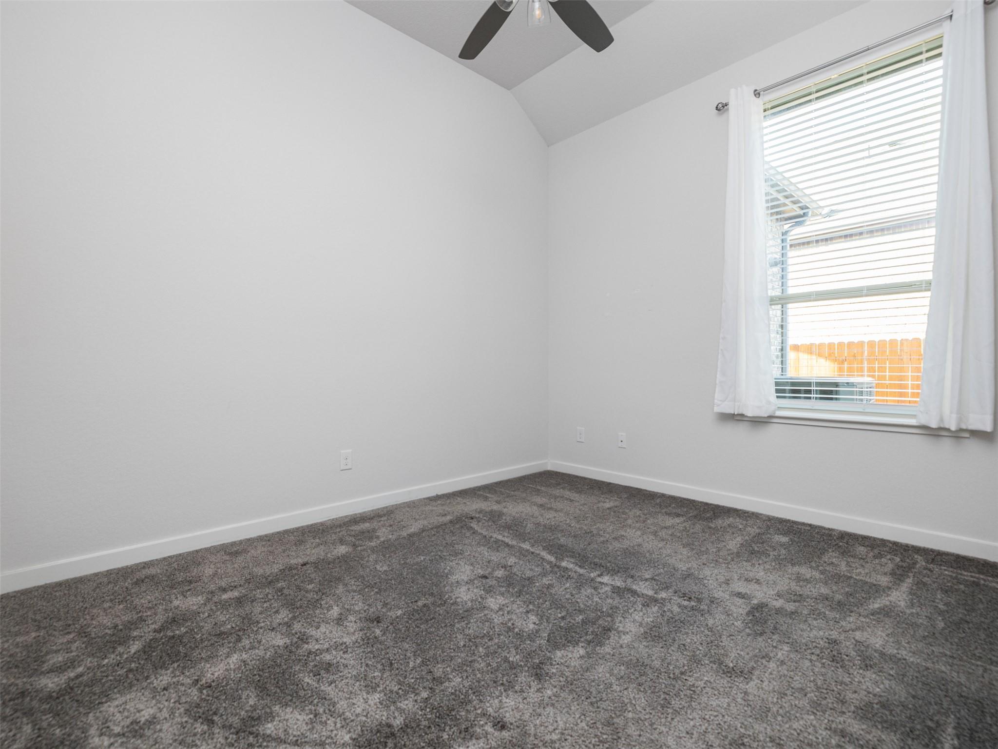 606 Spinnaker Loop Property Photo 17