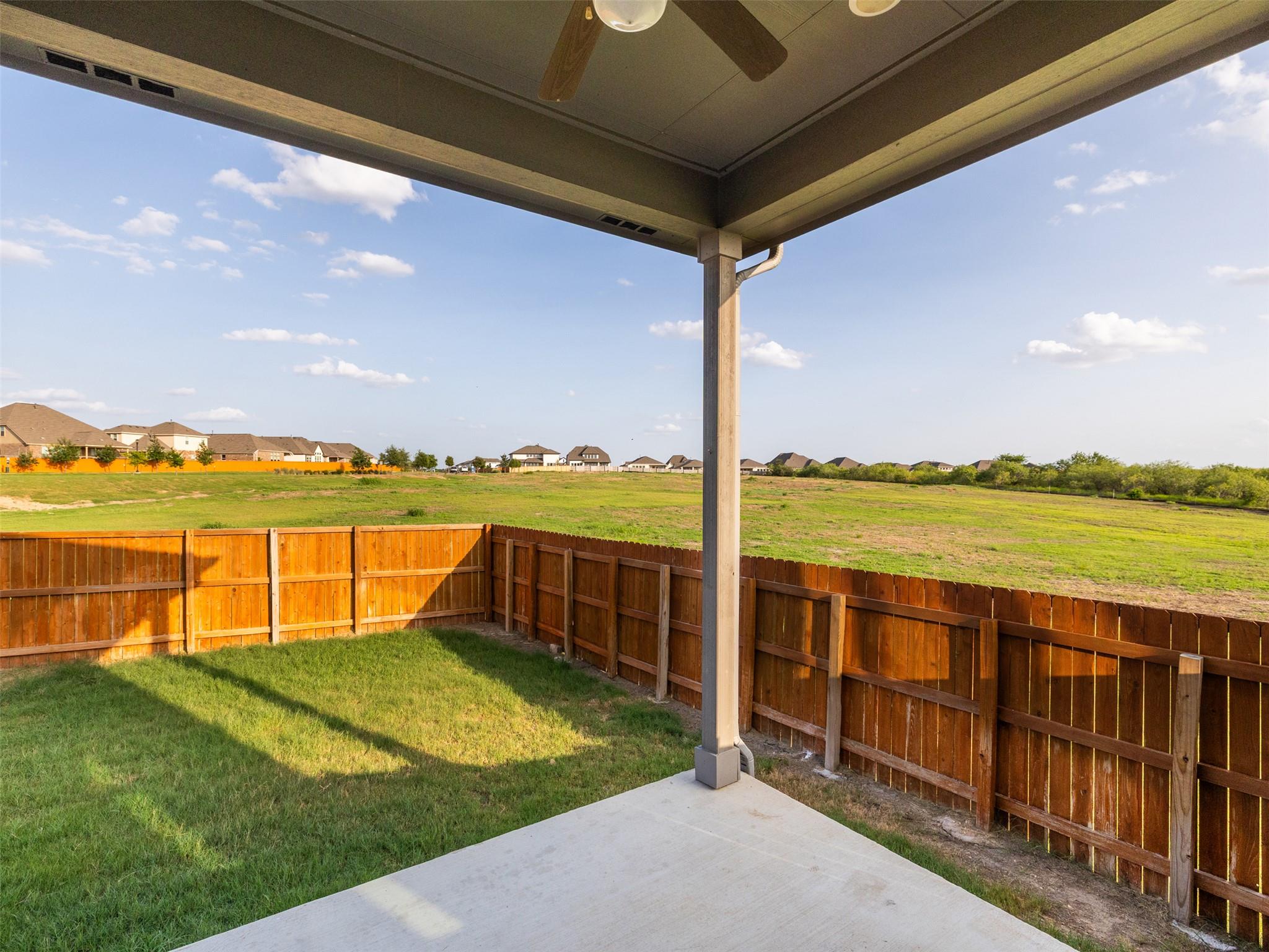 606 Spinnaker Loop Property Photo 21