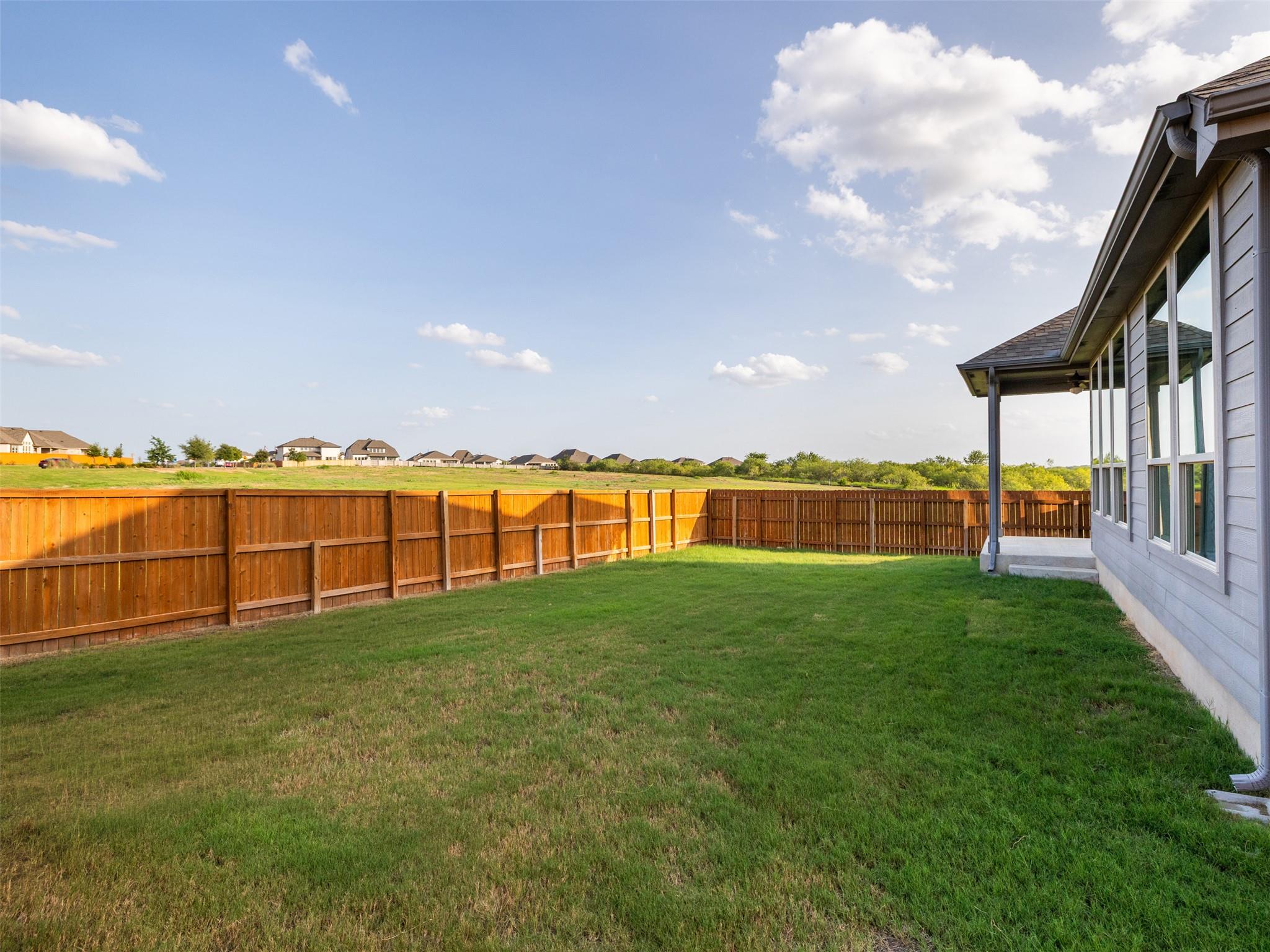 606 Spinnaker Loop Property Photo 23
