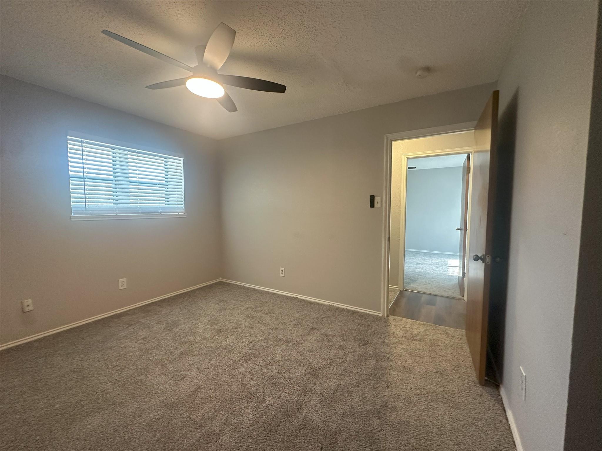 7800 Chimayo Cv #b Property Photo 17