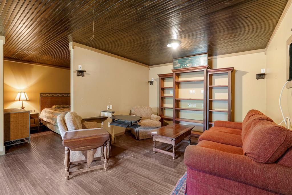 618 Cr 156 None Property Photo 7