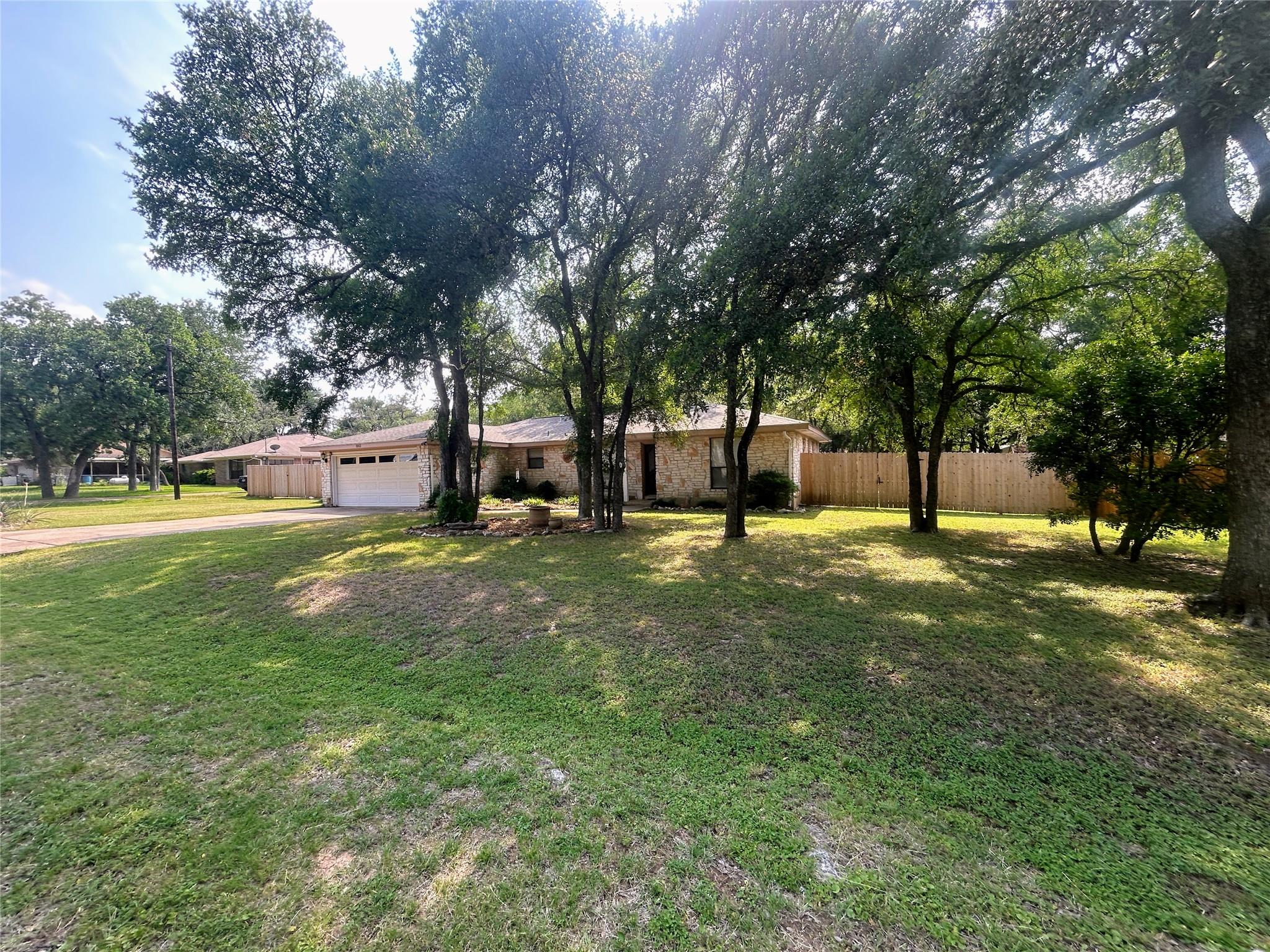 1012 Mockingbird Dr Property Photo