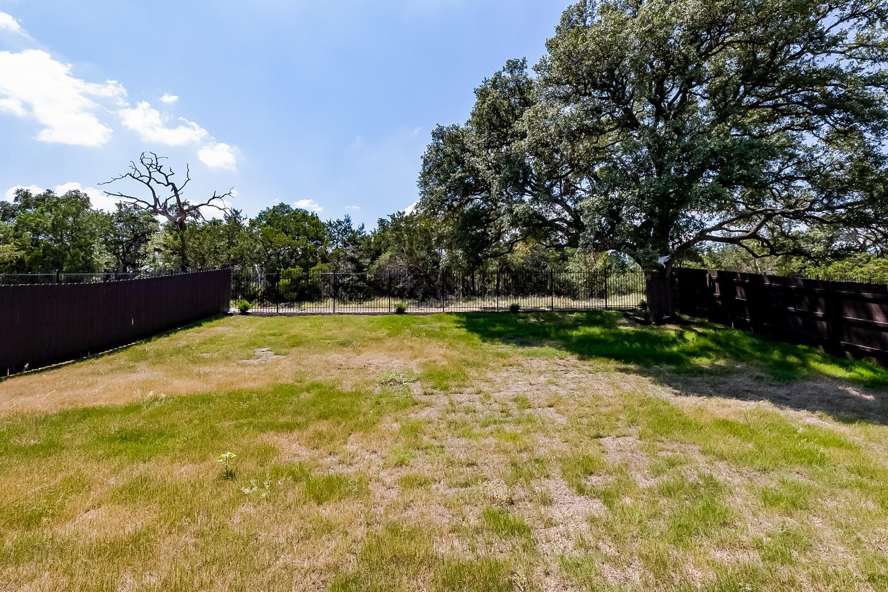 2001 Four Waters Loop Property Photo 31