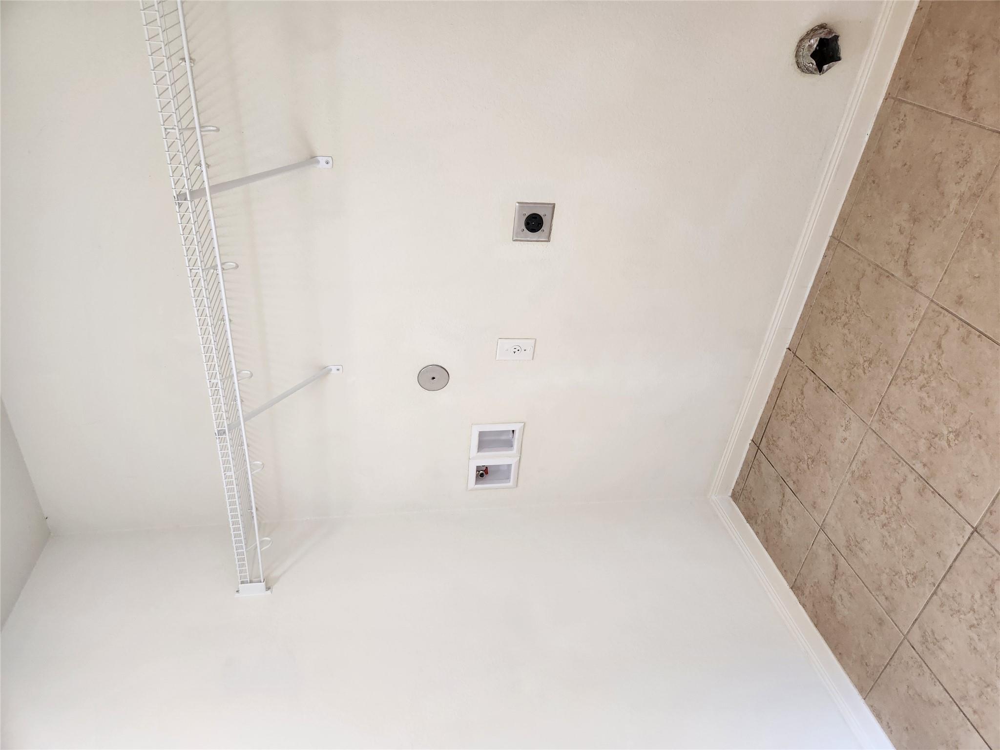 1616 Treeta Trl Property Photo 15