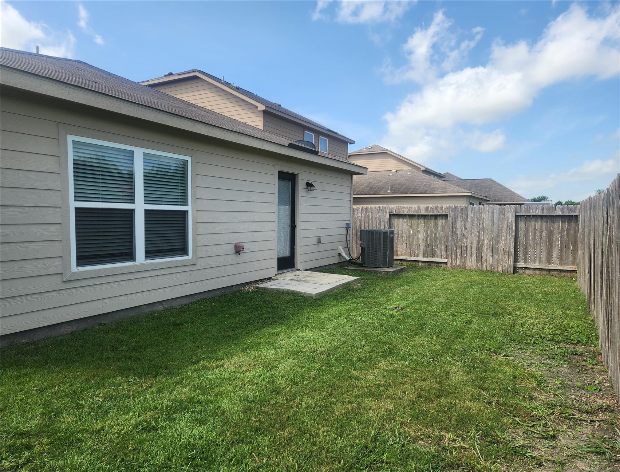 1616 Treeta Trl Property Photo 17