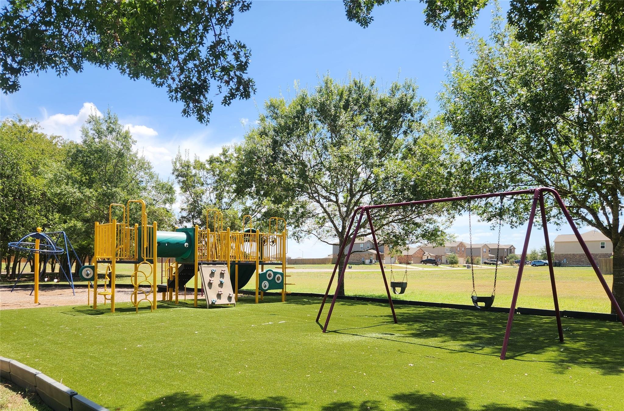 1616 Treeta Trl Property Photo 19