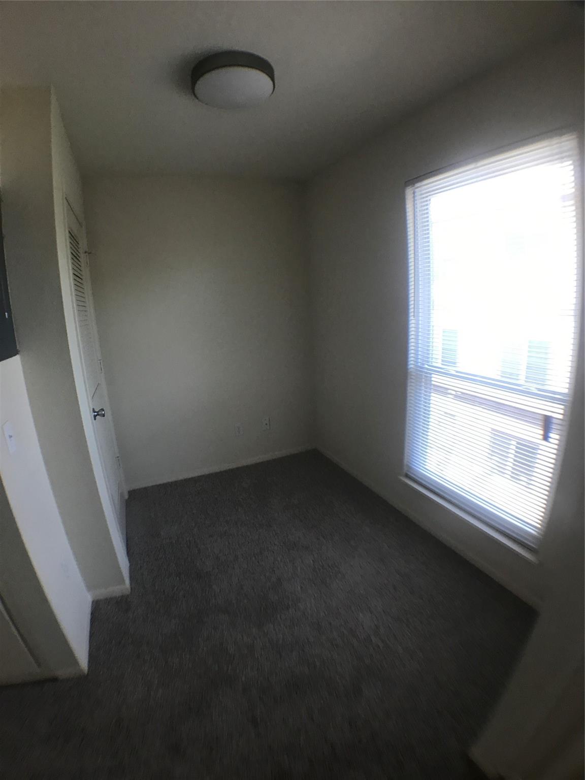 2703 Swisher St 306a Property Photo 10