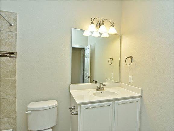 916 Purple Moor Pass Property Photo 10