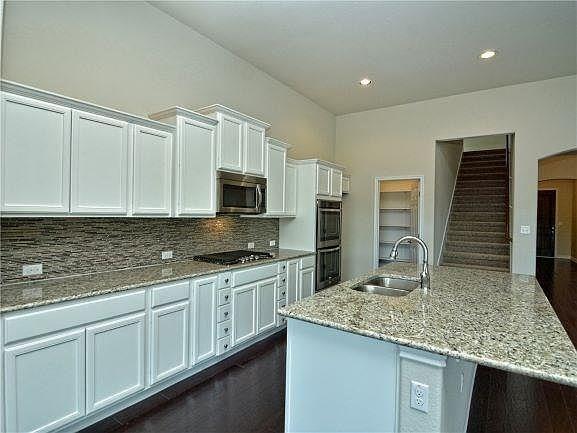 916 Purple Moor Pass Property Photo 12