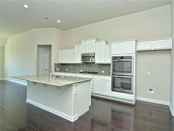 916 Purple Moor Pass Property Photo 18