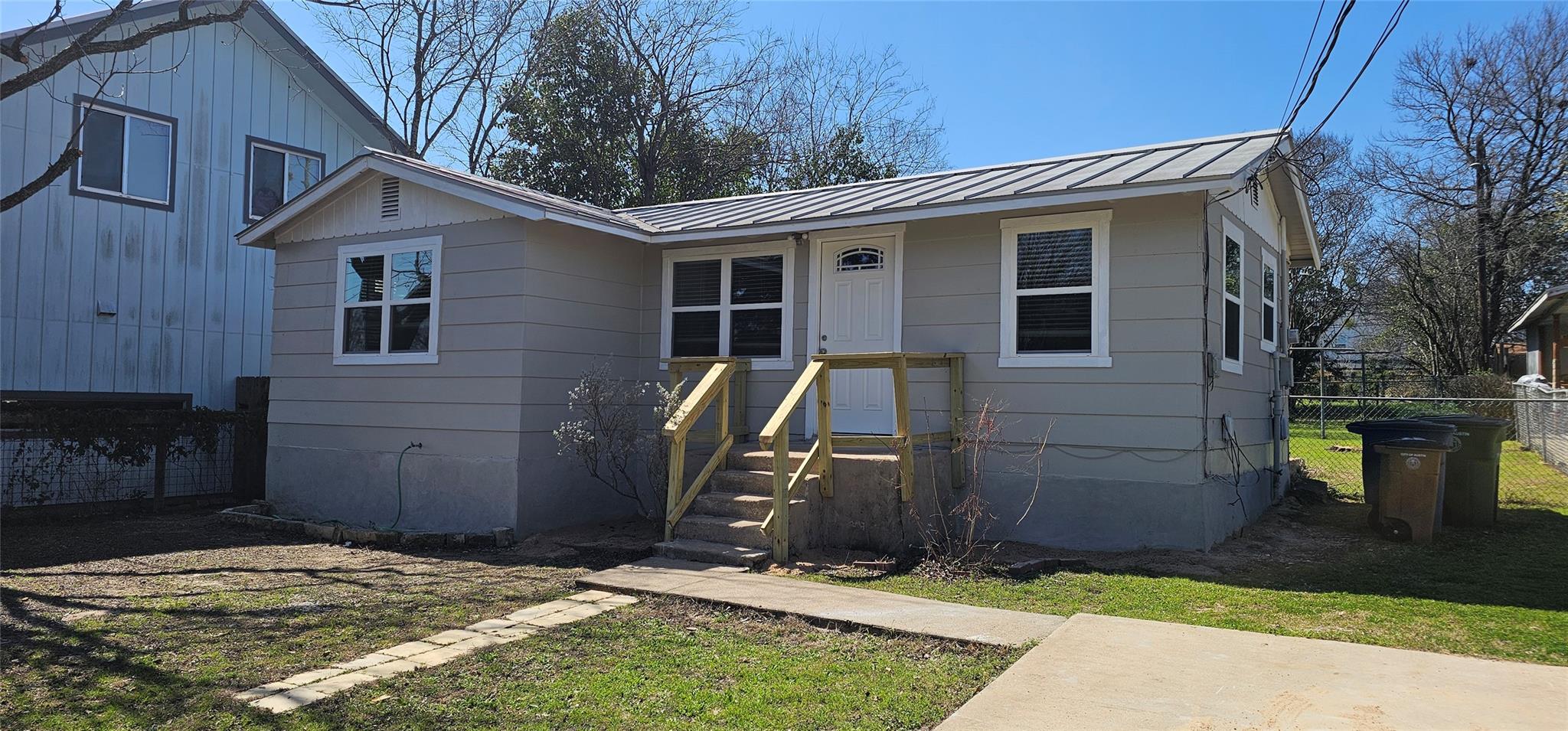 1602 Ulit Ave Property Photo
