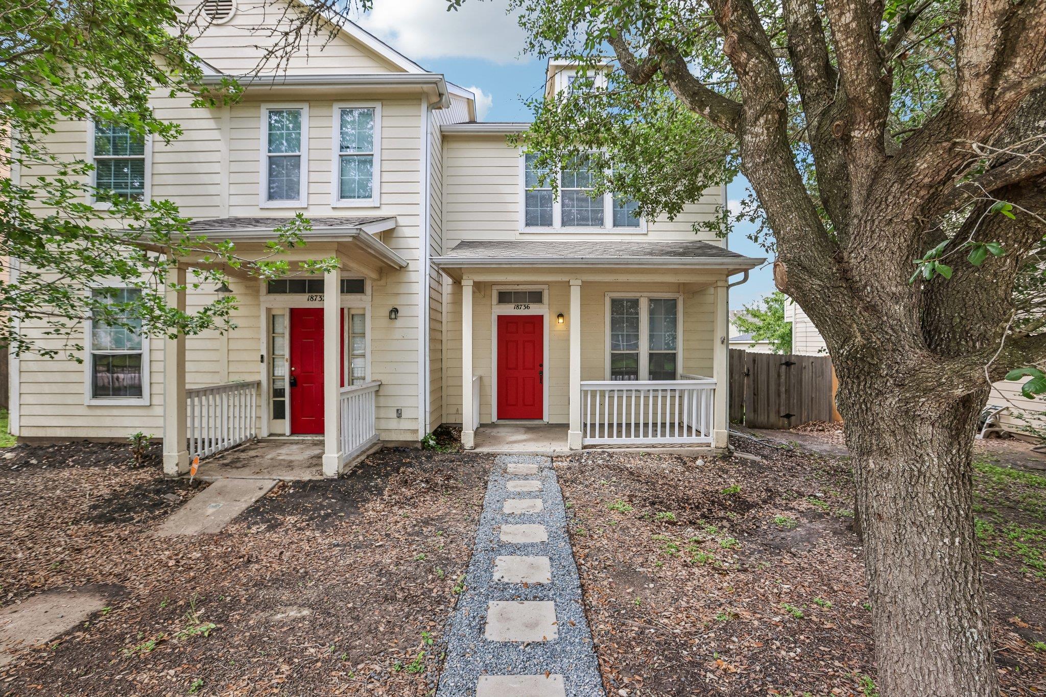 18736 Imperial Eagle Ln Property Photo 4
