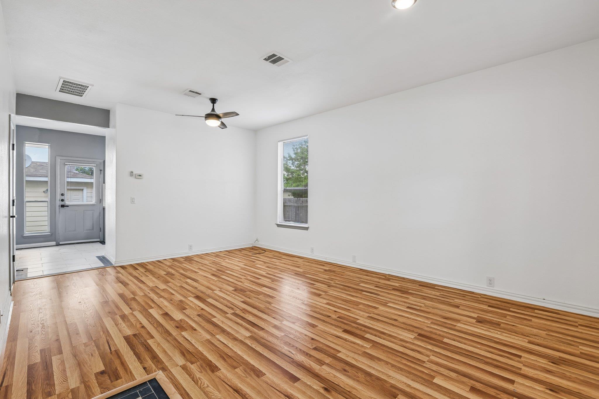 18736 Imperial Eagle Ln Property Photo 9