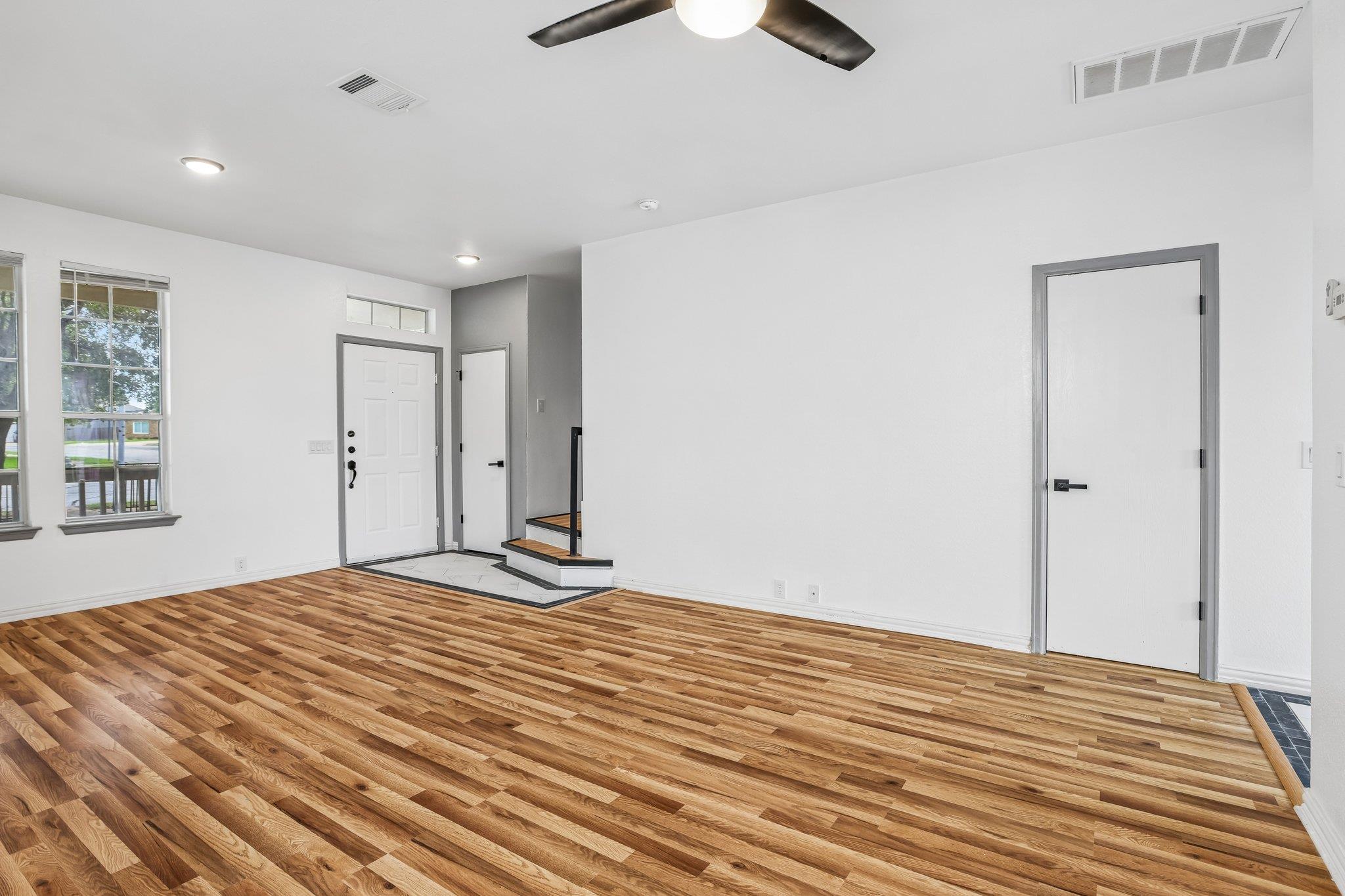 18736 Imperial Eagle Ln Property Photo 11