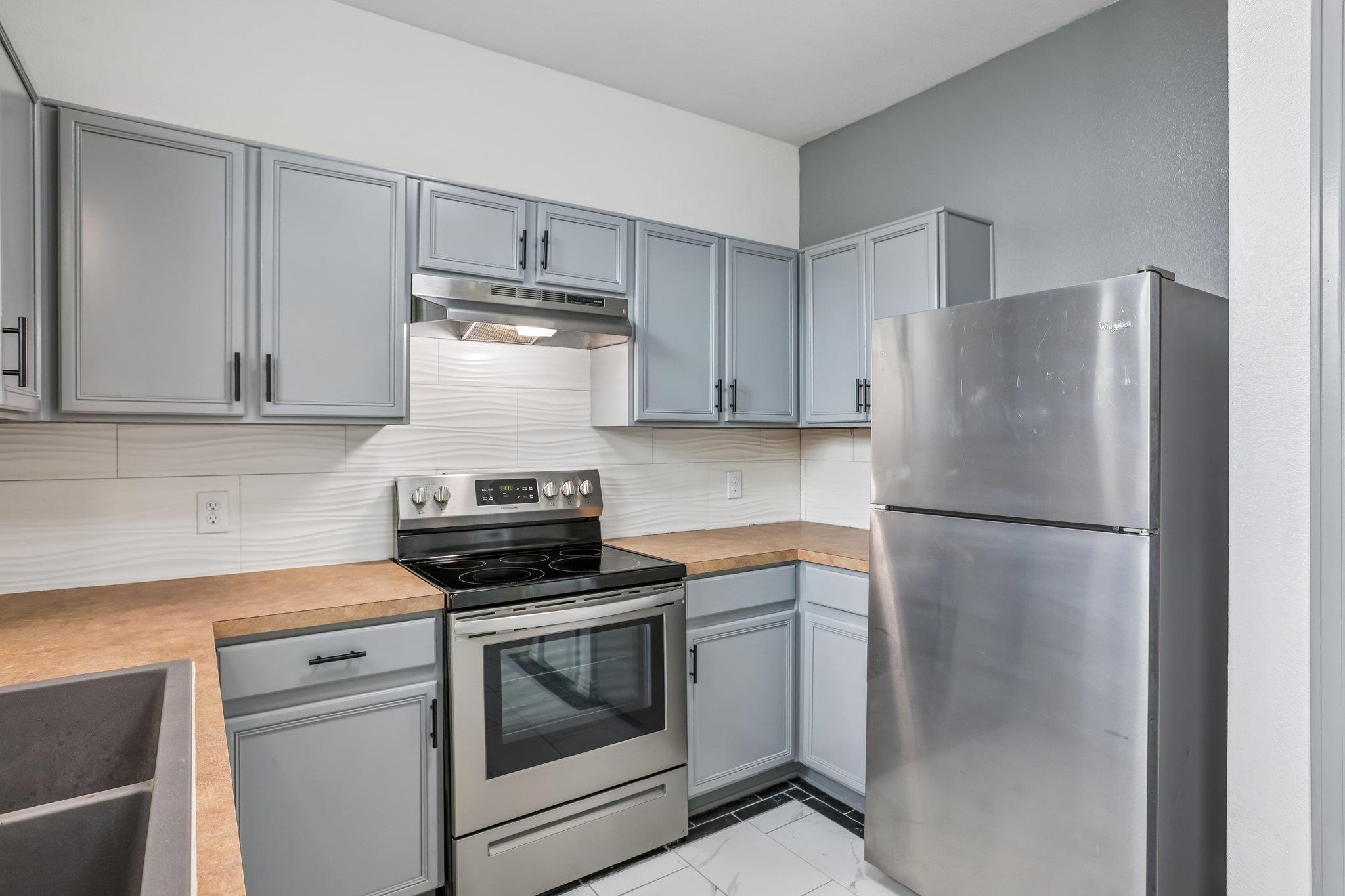 18736 Imperial Eagle Ln Property Photo 13