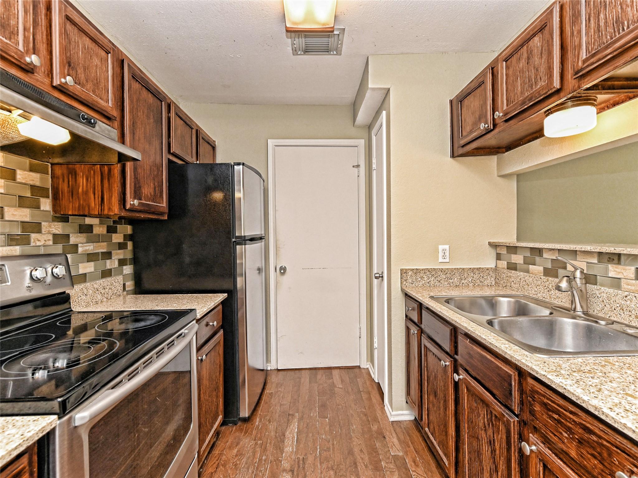 103 Flying Jib Ct #a Property Photo 8