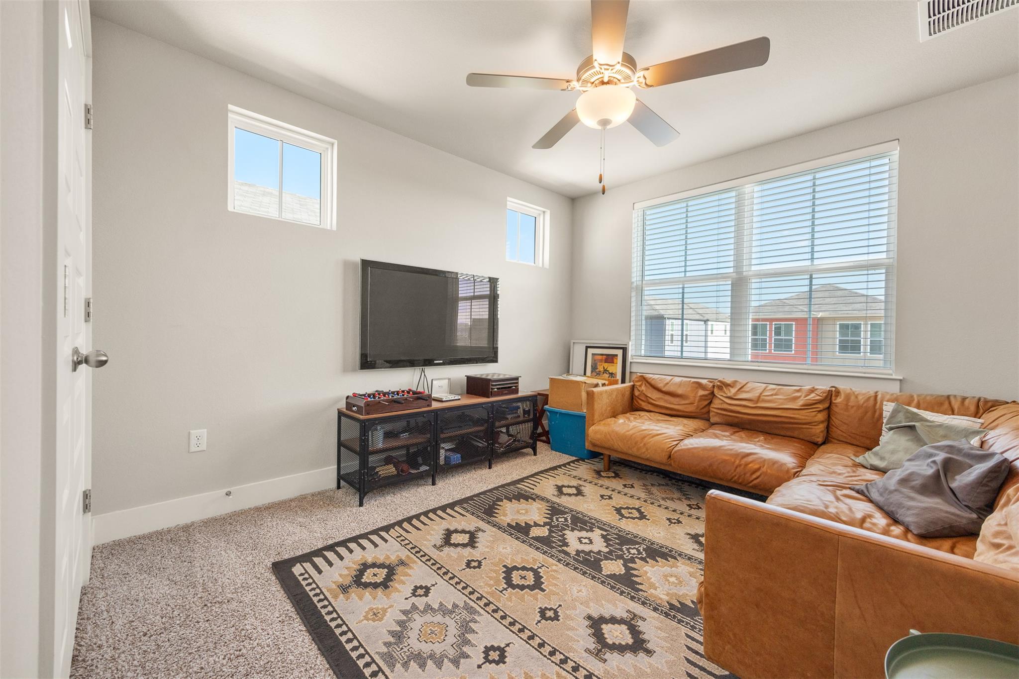 7403 Acela Trl Property Photo 15