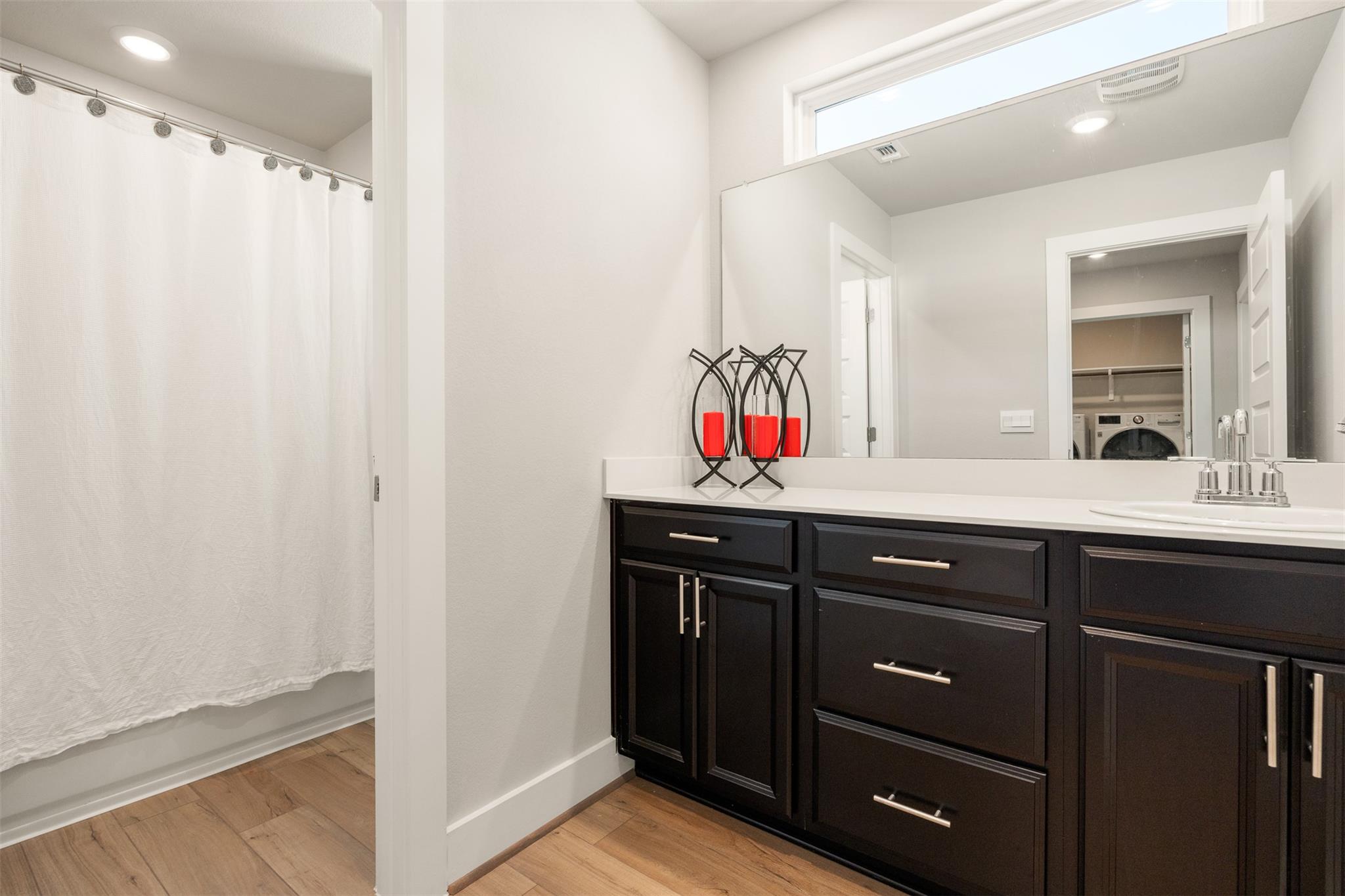 7403 Acela Trl Property Photo 16