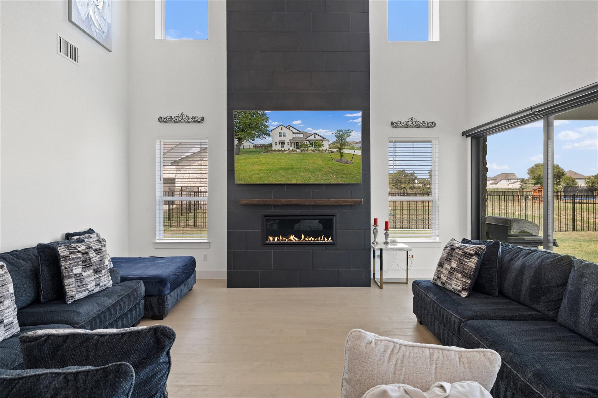 201 Shady Hill Loop Property Photo 15