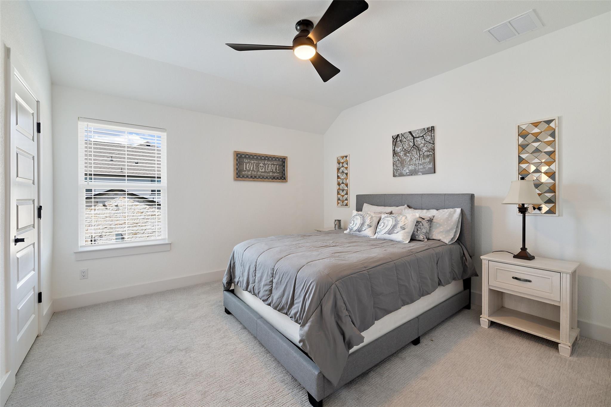 201 Shady Hill Loop Property Photo 32