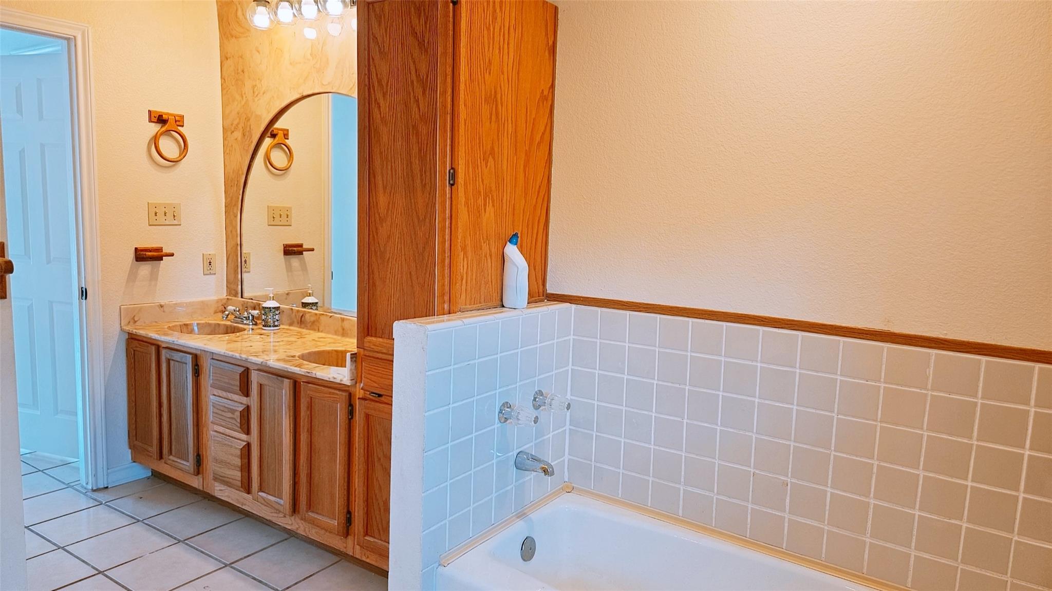 105 Meadow Dr Property Photo 12
