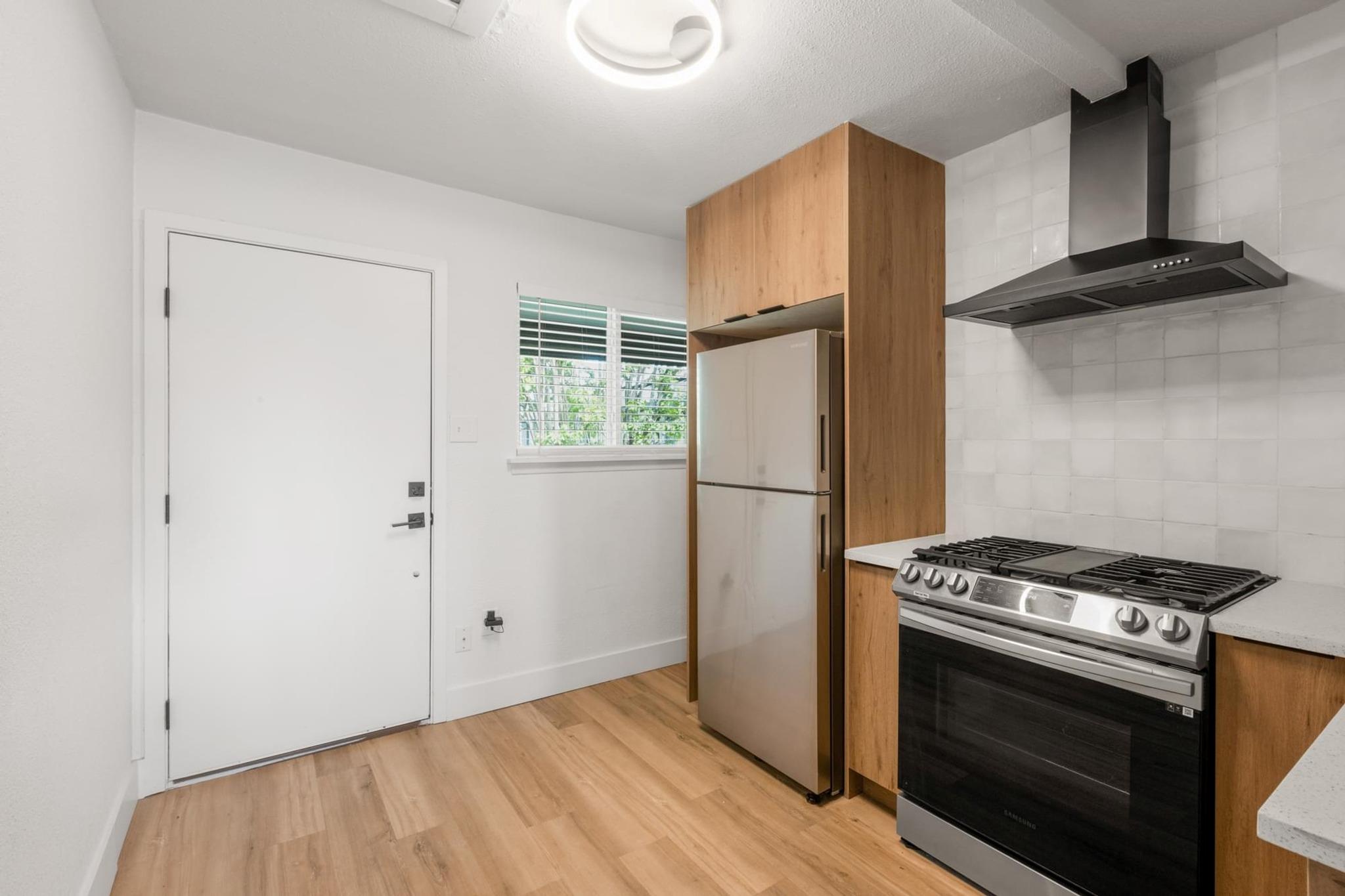 7929 Gault St #200 Property Photo 1