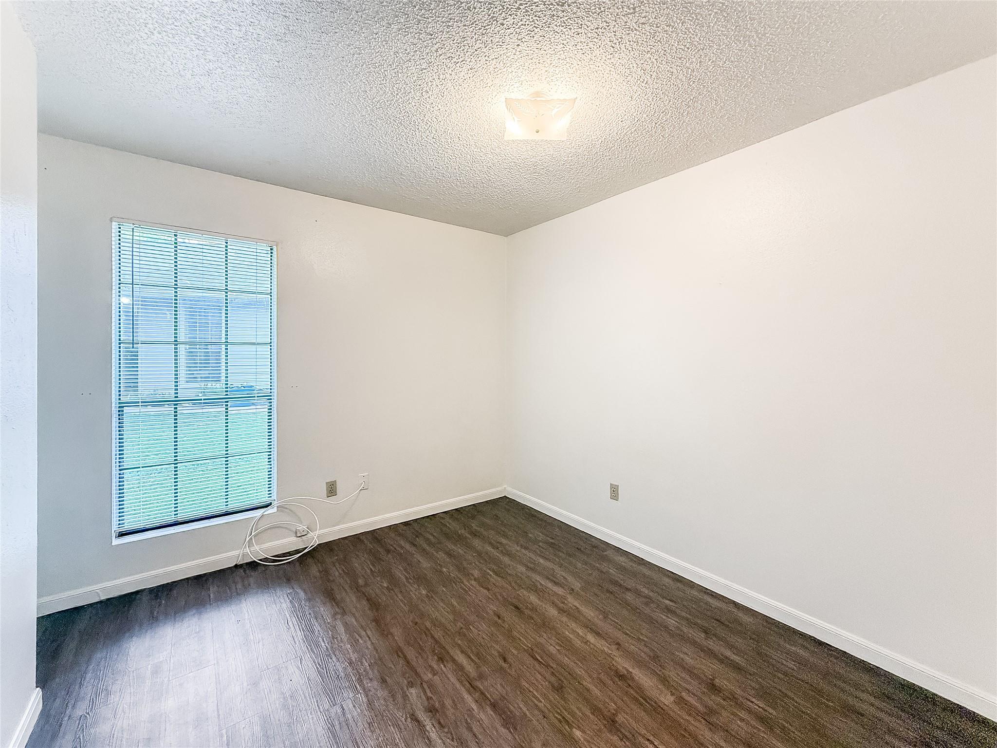 2014 Alex Ave #b Property Photo 13