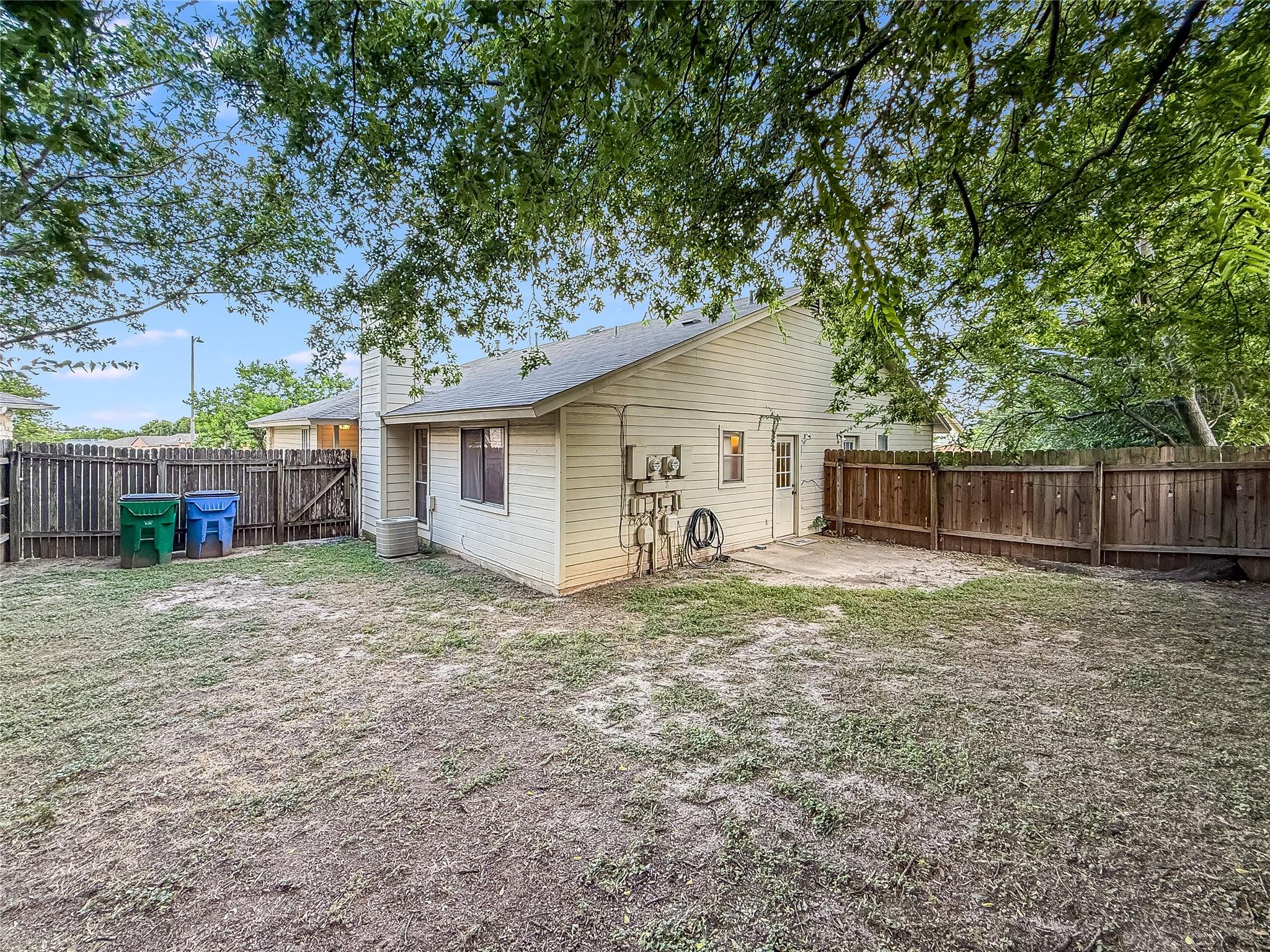 2014 Alex Ave #b Property Photo 16