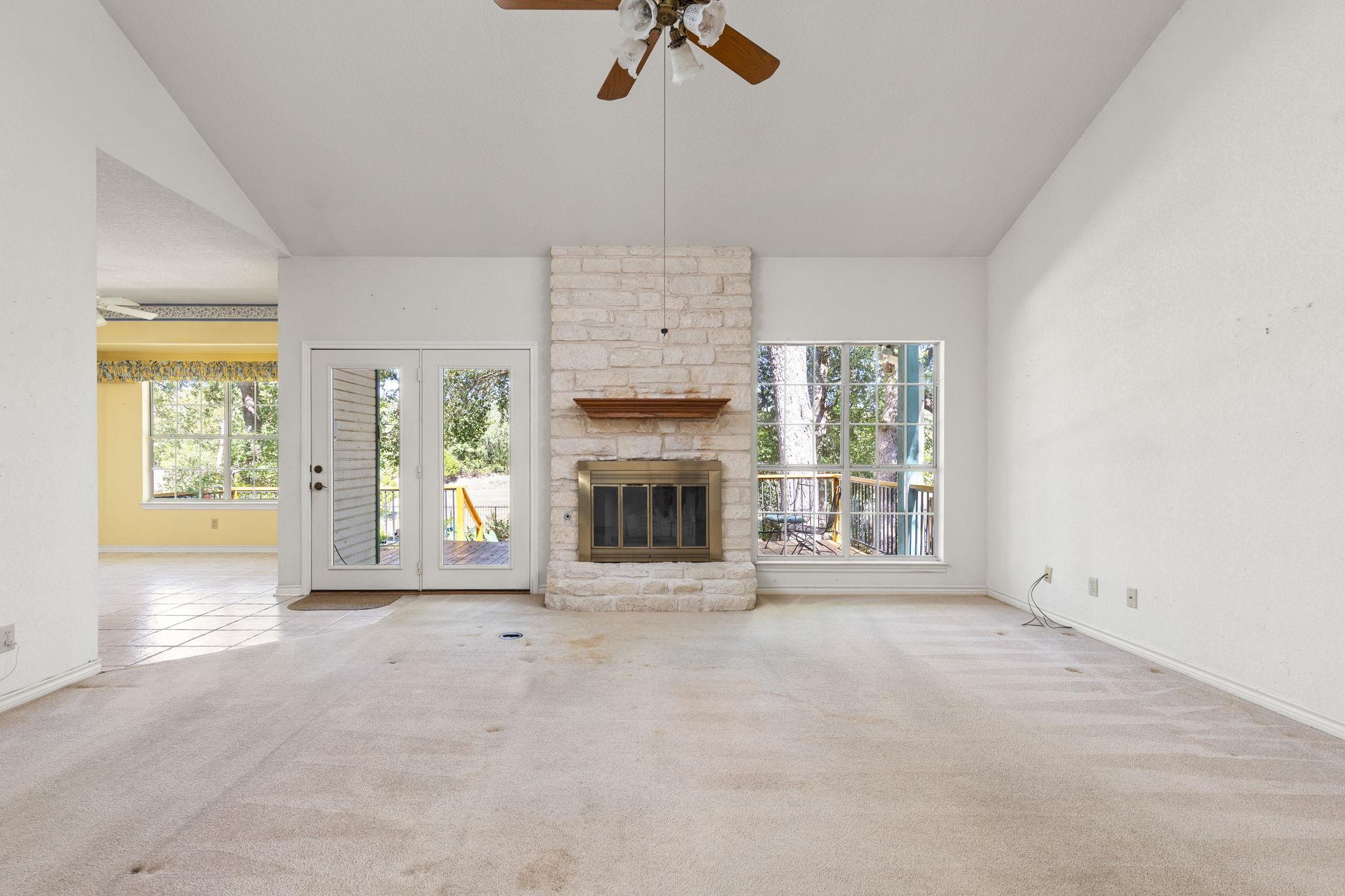 134 Canyon Rd Property Photo 5