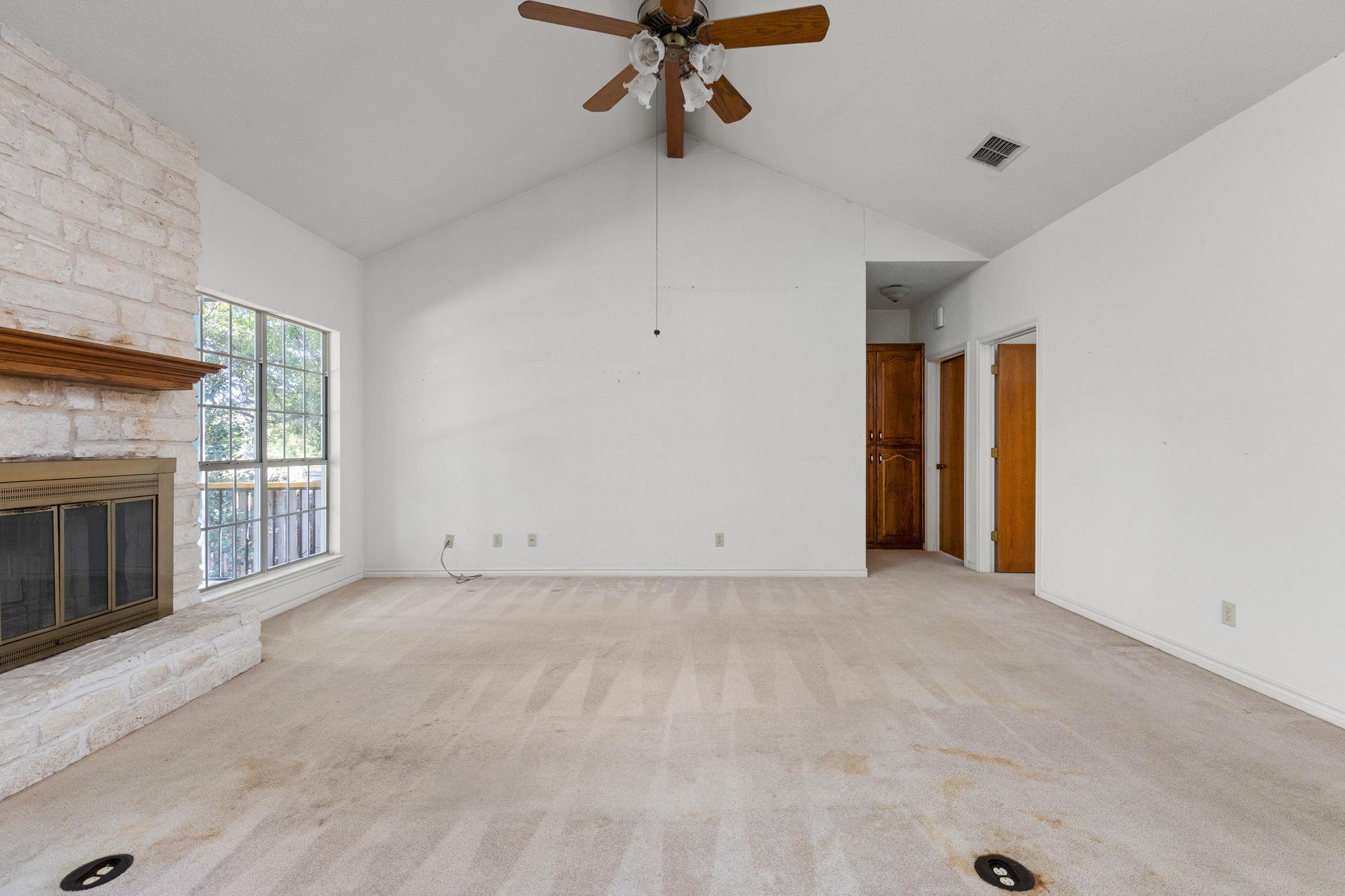 134 Canyon Rd Property Photo 8