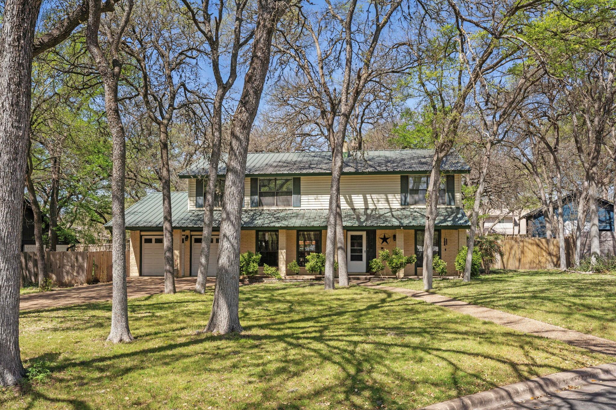 2503 Castledale Dr Property Photo