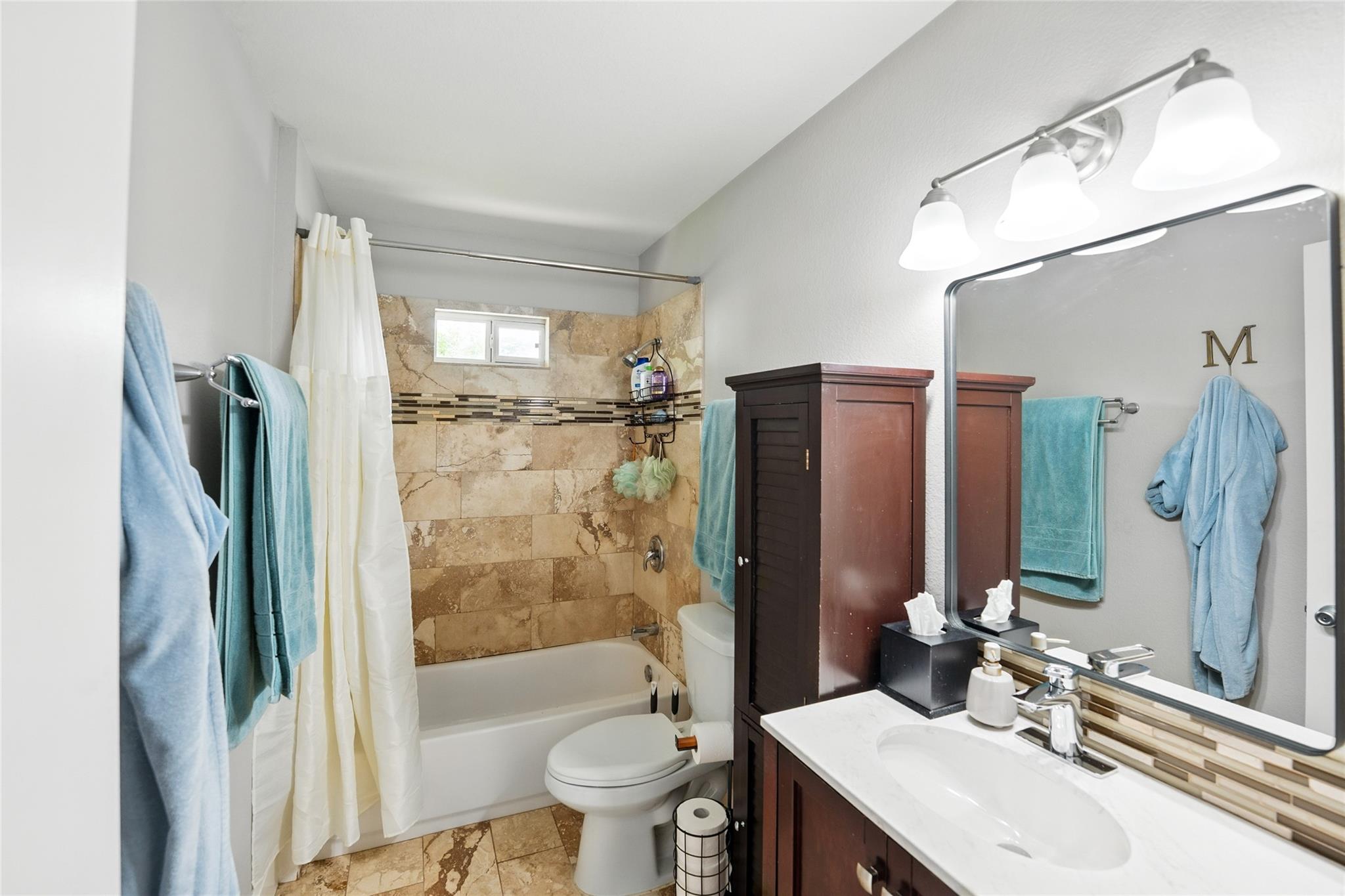 6501 Hickman Ave Property Photo 16