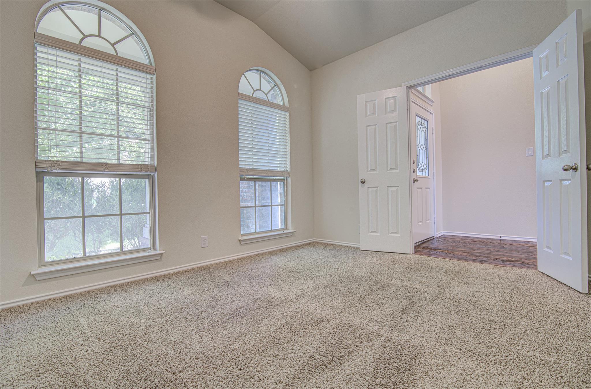 1610 Greenside Dr Property Photo 12