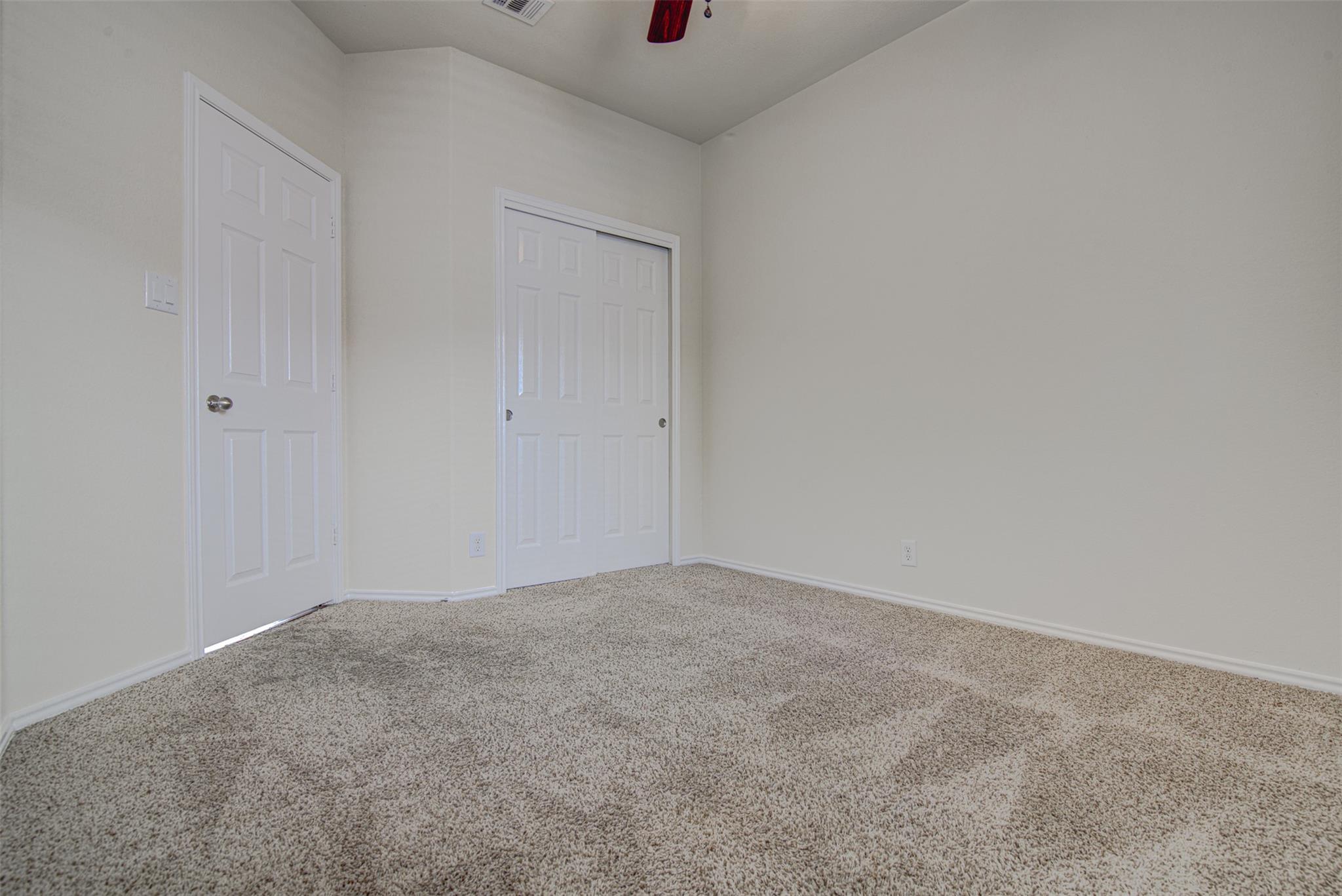 1610 Greenside Dr Property Photo 16