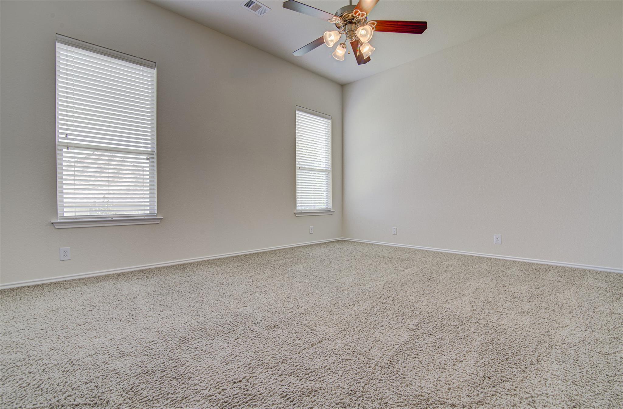 1610 Greenside Dr Property Photo 20