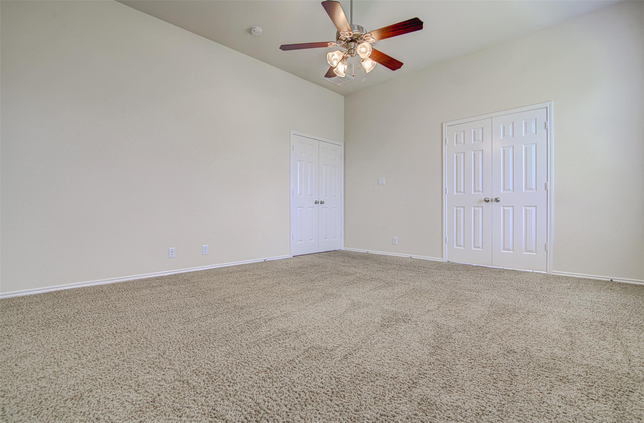 1610 Greenside Dr Property Photo 21