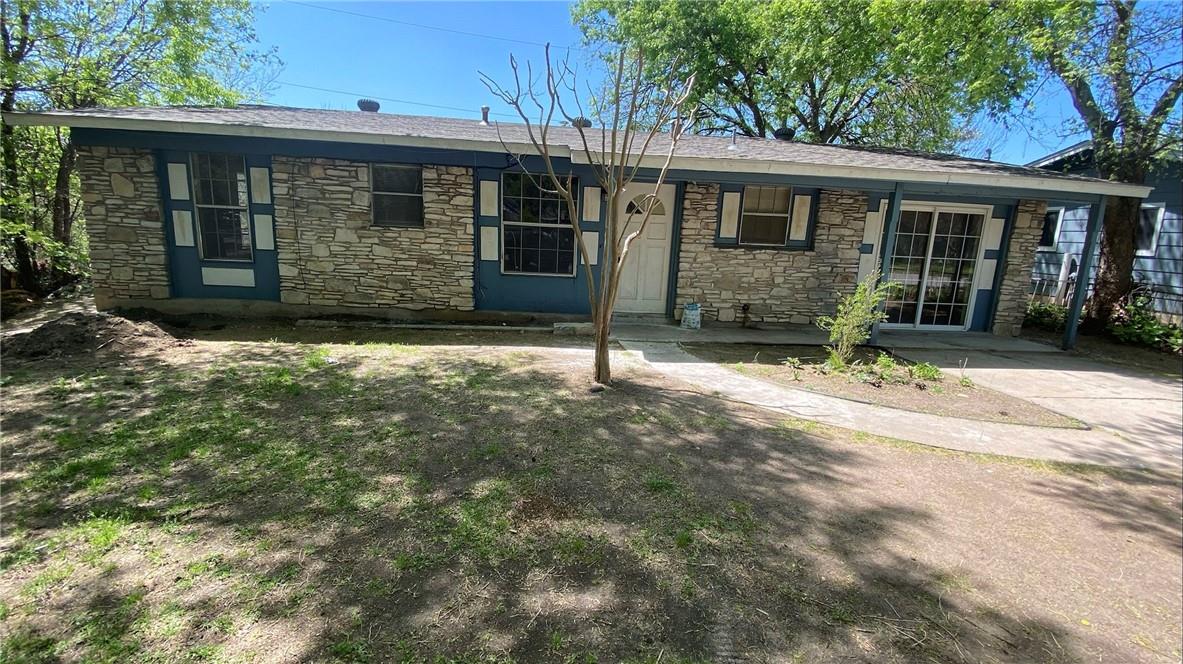 209 Schirra Pl Property Photo 1