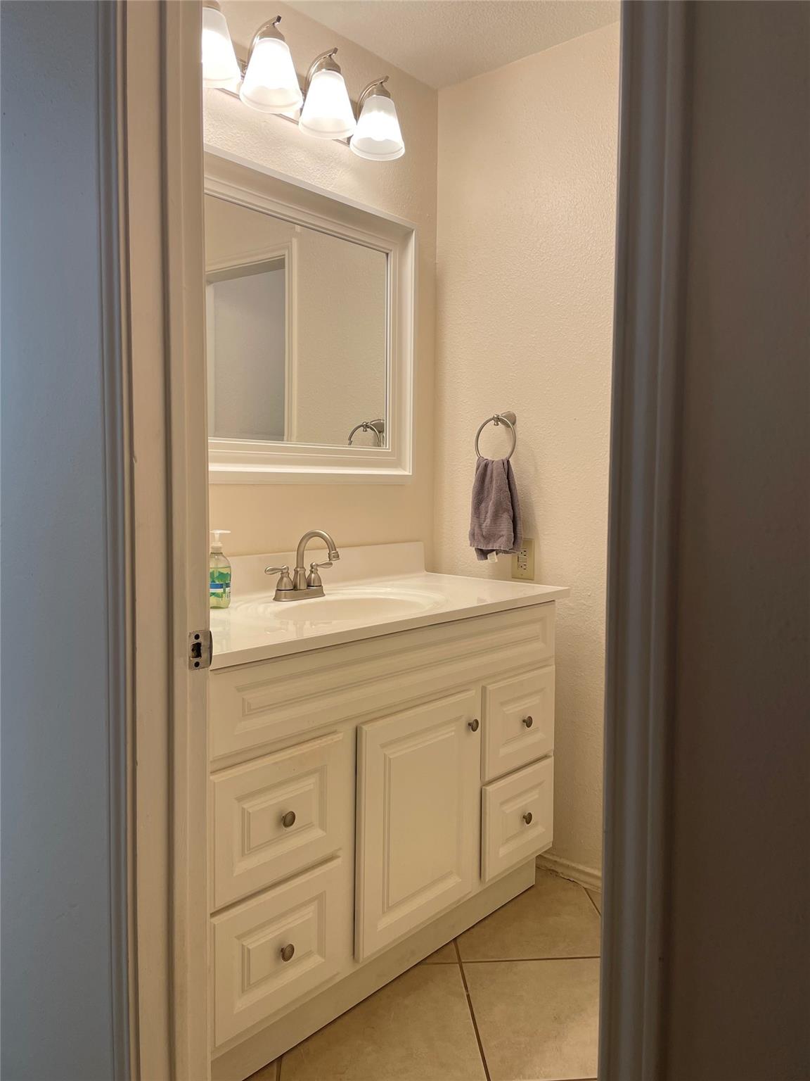 110 N Kanaio Dr #b Property Photo 10