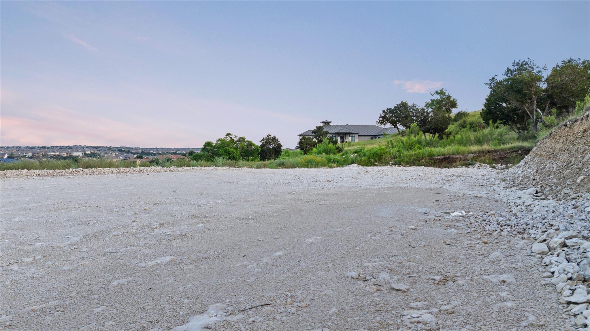 2029 Mesita Way Property Photo 5