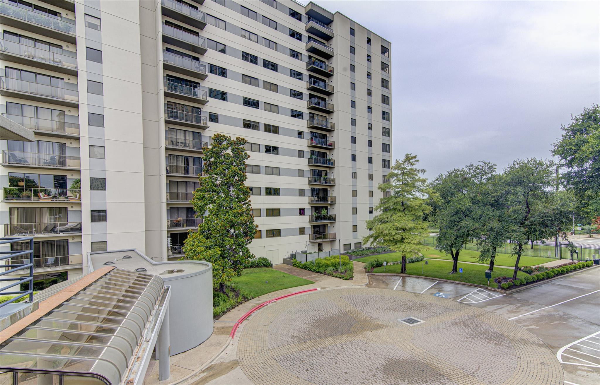 40 N Interstate 35 Hwy #pa1 Property Photo 1