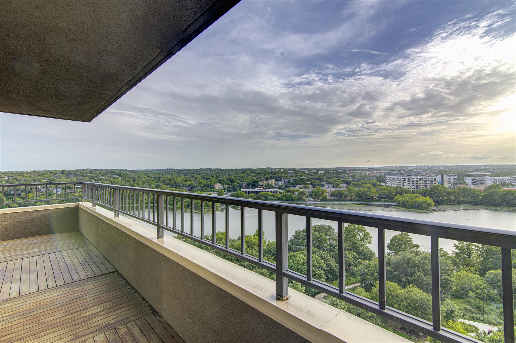 40 N Interstate 35 Hwy #pa1 Property Photo 5