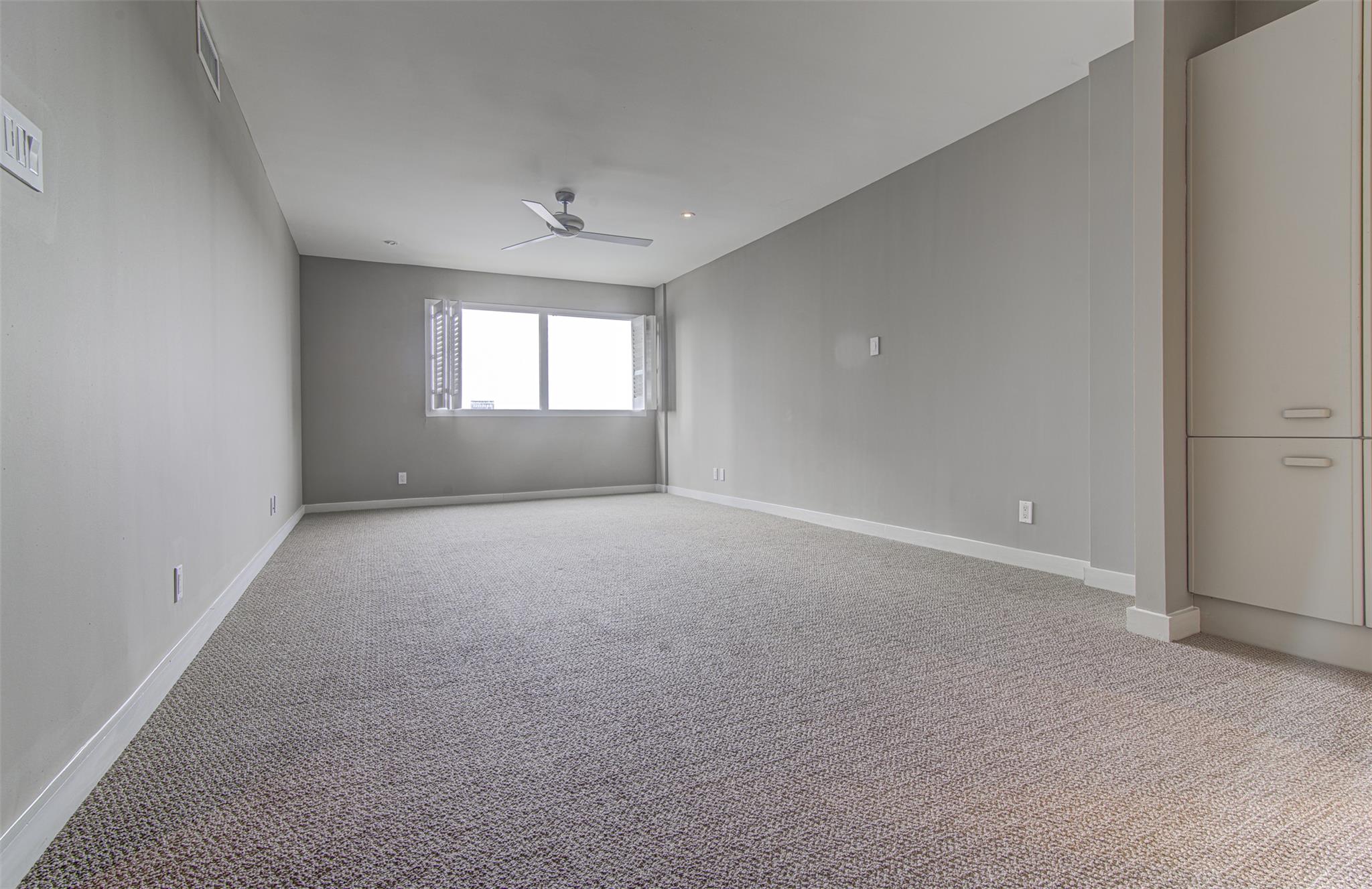 40 N Interstate 35 Hwy #pa1 Property Photo 32