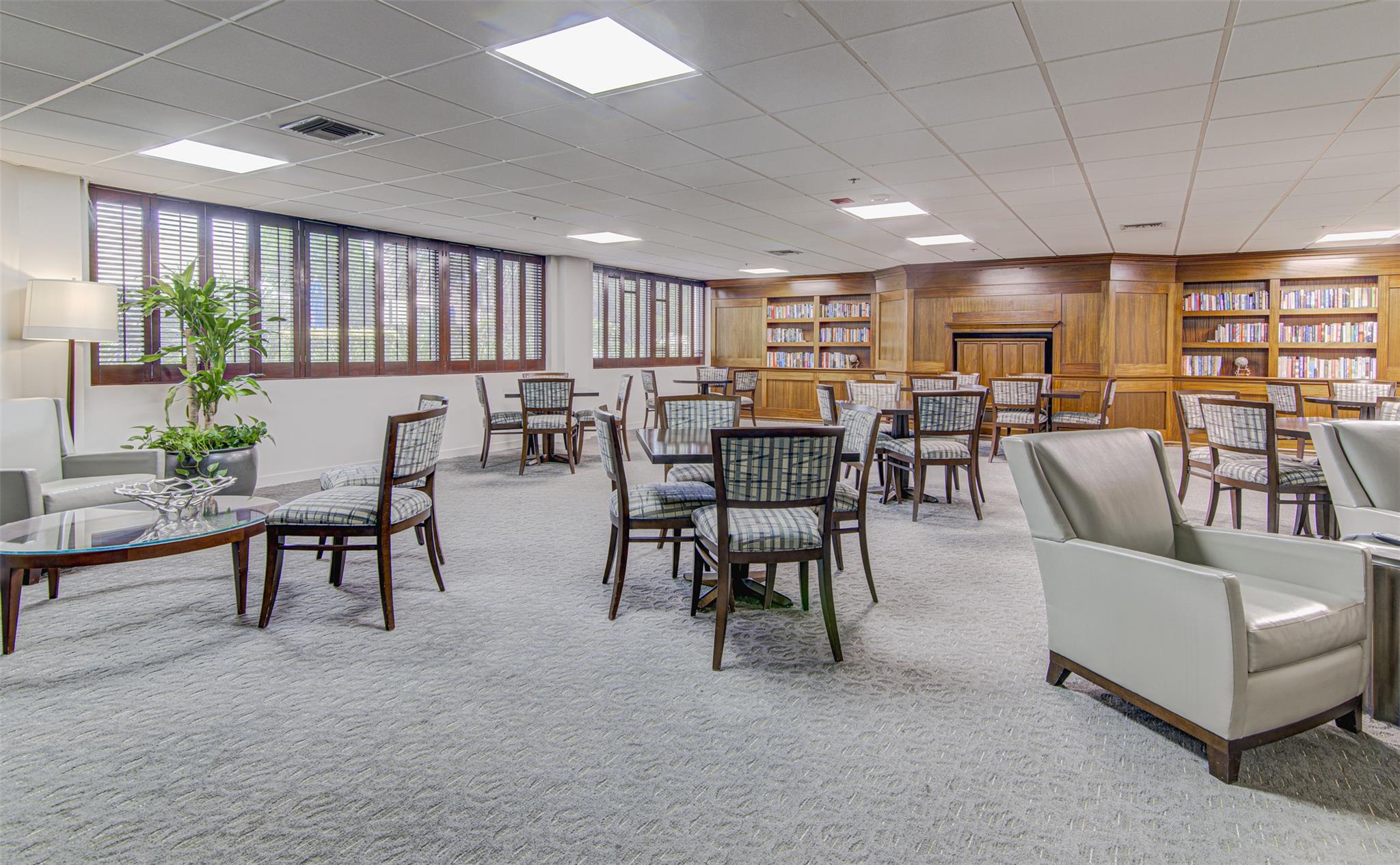 40 N Interstate 35 Hwy #pa1 Property Photo 36